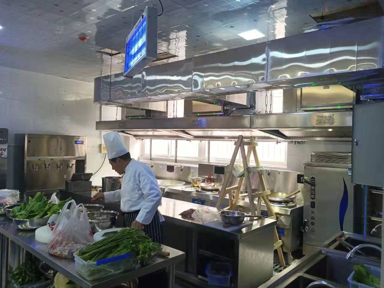 酒店麻豆91精品91久久久设备2