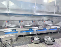 四川大型商用厨具生产厂家告诉你商用麻豆91精品91久久久的加工工艺和相应的设备